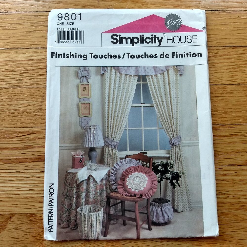 Vintage 90s Home Decor Sewing Pattern Curtain Tie Backs Pillows Accents 9801
